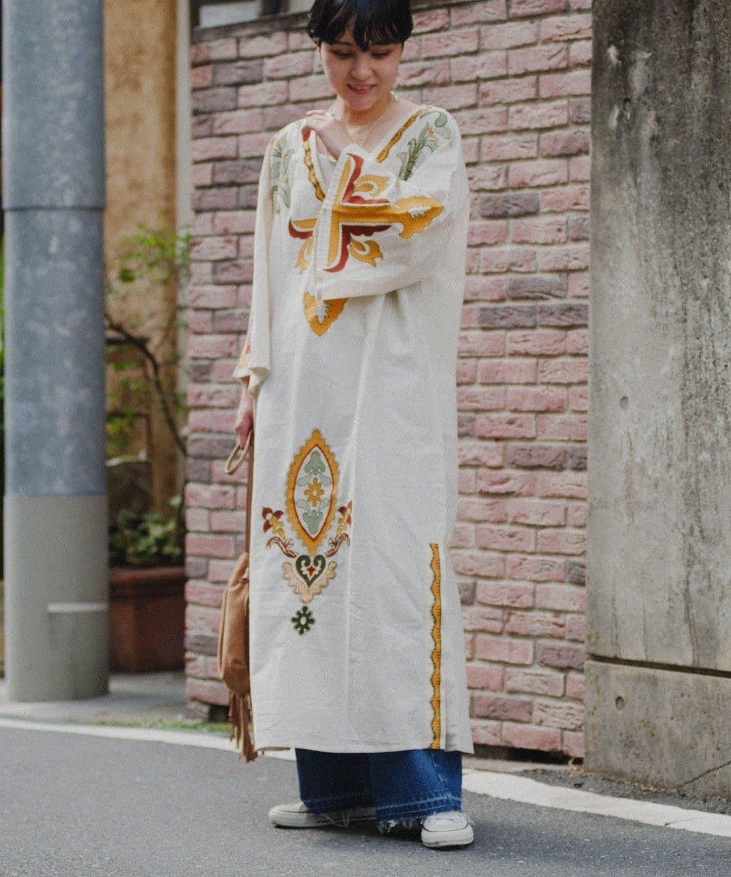 【aguni】刺繡I型連衣裙