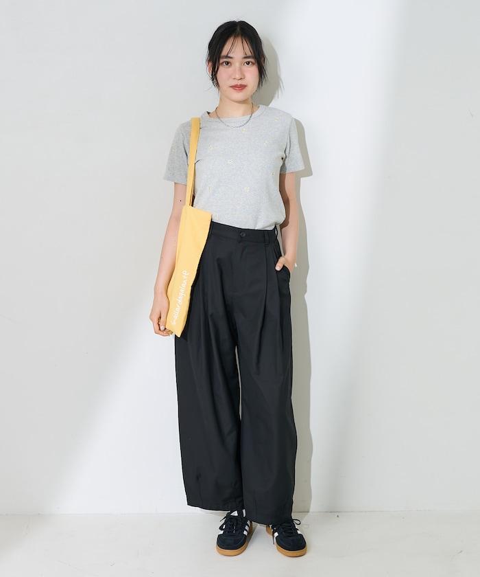 迷你雛菊刺繡T恤