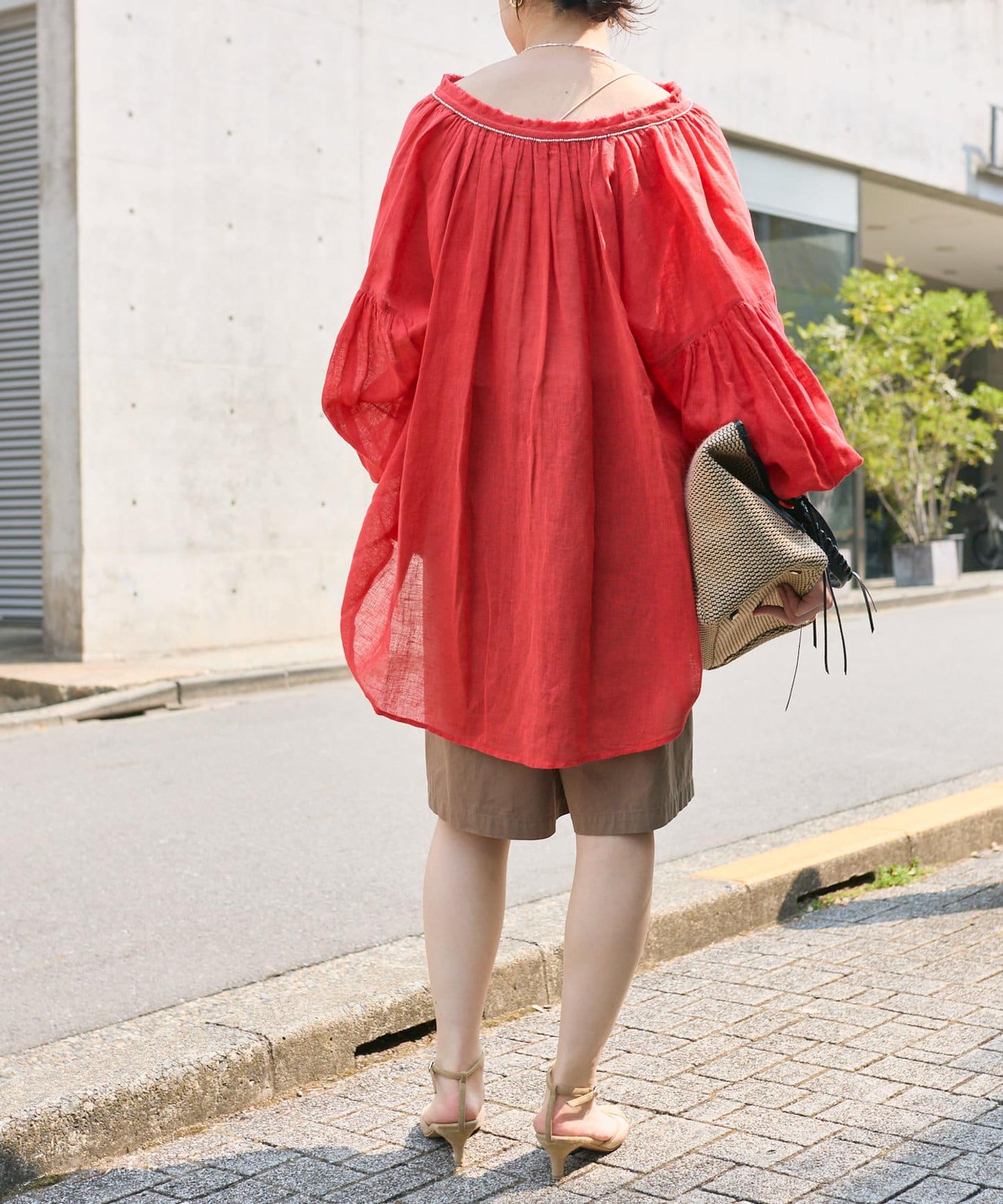 【à Nice (尼斯風)】珠片刺繡襯衫/5月下旬發貨預定