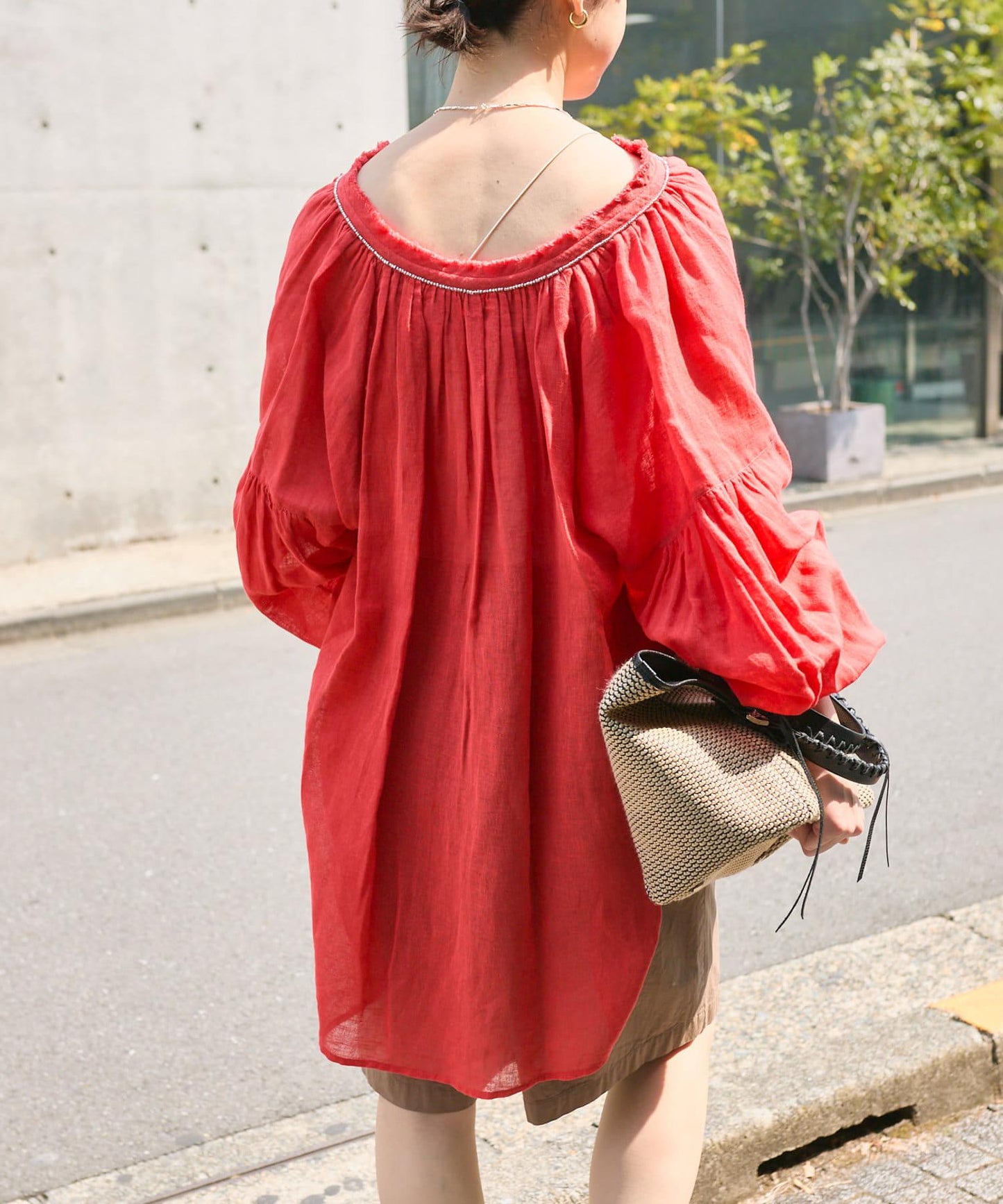 【à Nice (尼斯風)】珠片刺繡襯衫/5月下旬發貨預定