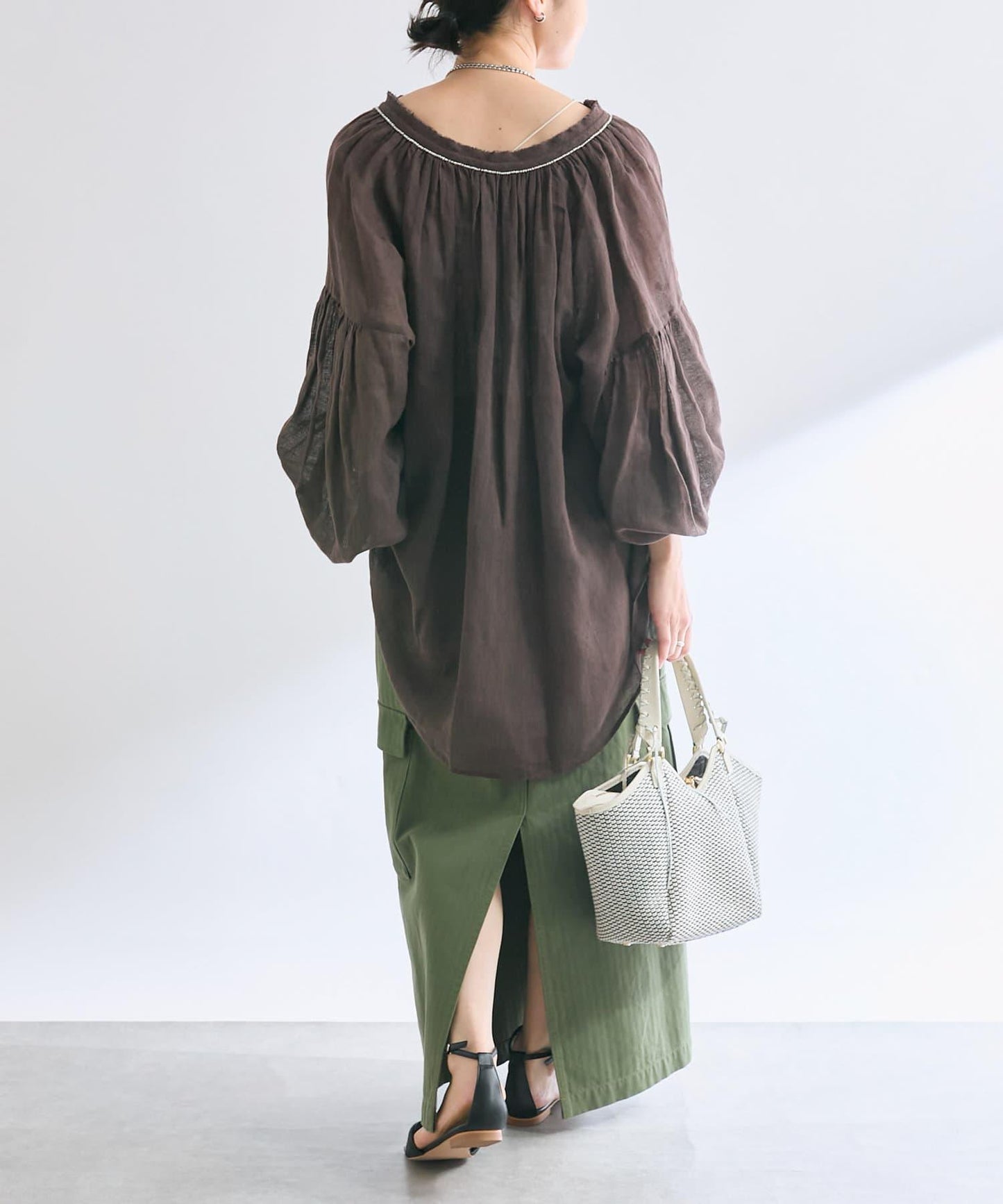 【à Nice (尼斯風)】珠片刺繡襯衫/5月下旬發貨預定
