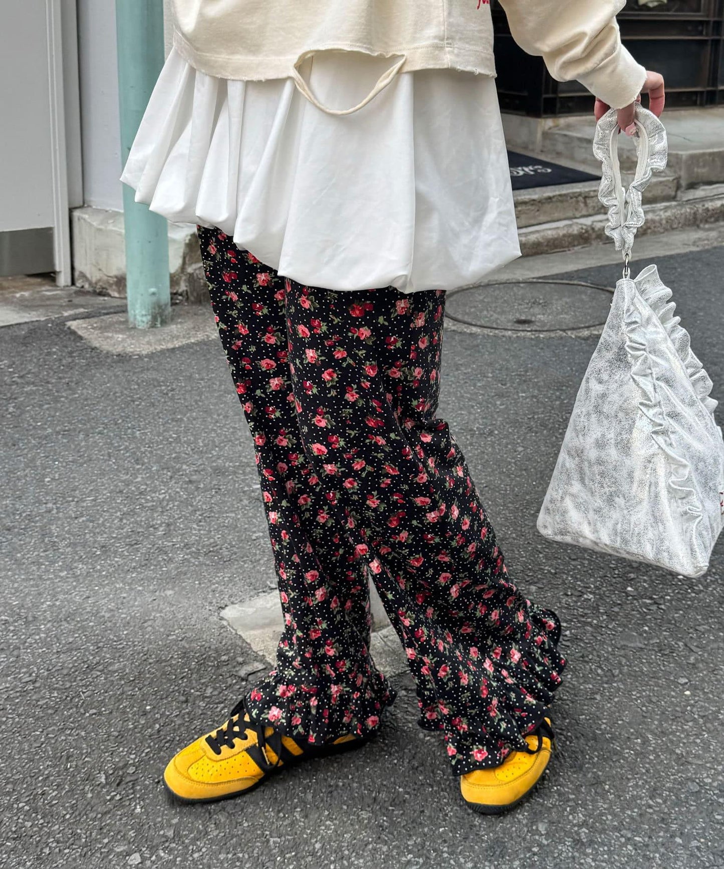 剪裁花邊褲