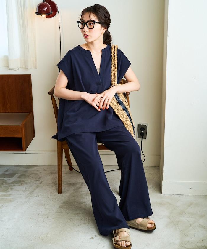 V領法式短袖褲裝套裝(T恤衫·休閒褲)