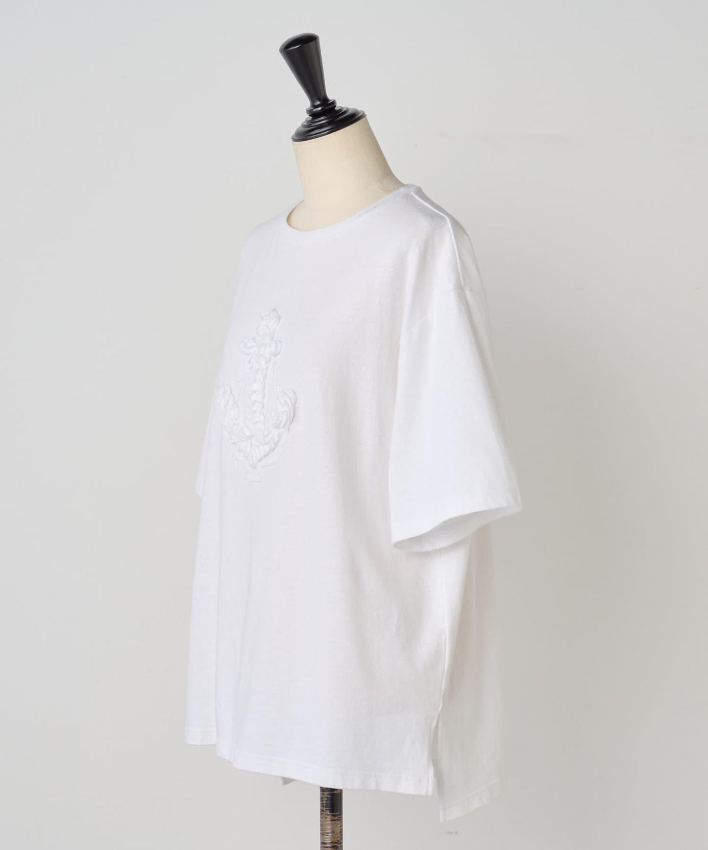 4/9(星期三)12點開始《15 quinze》錨刺繡T恤