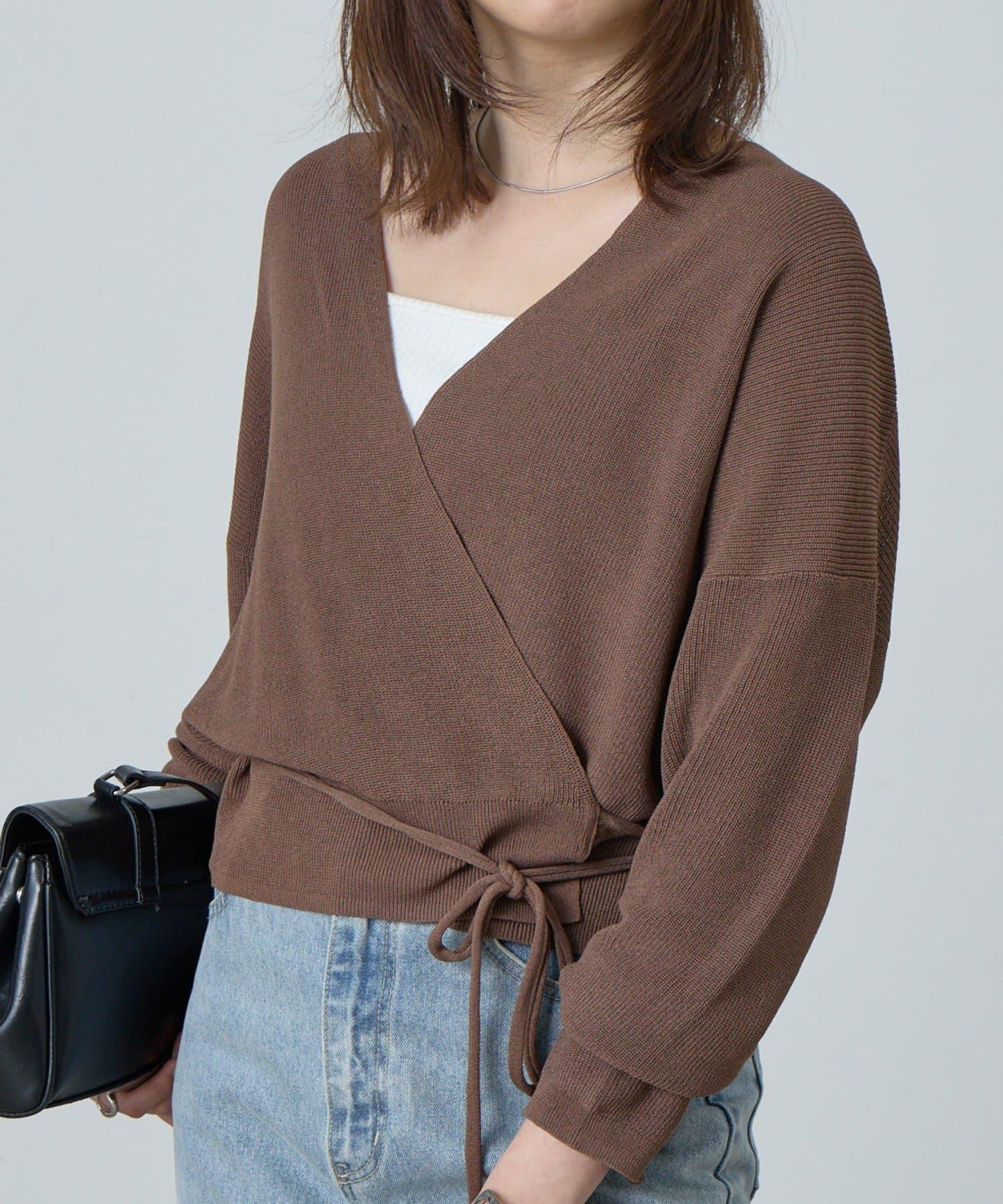 亞麻風交叉領針織衫