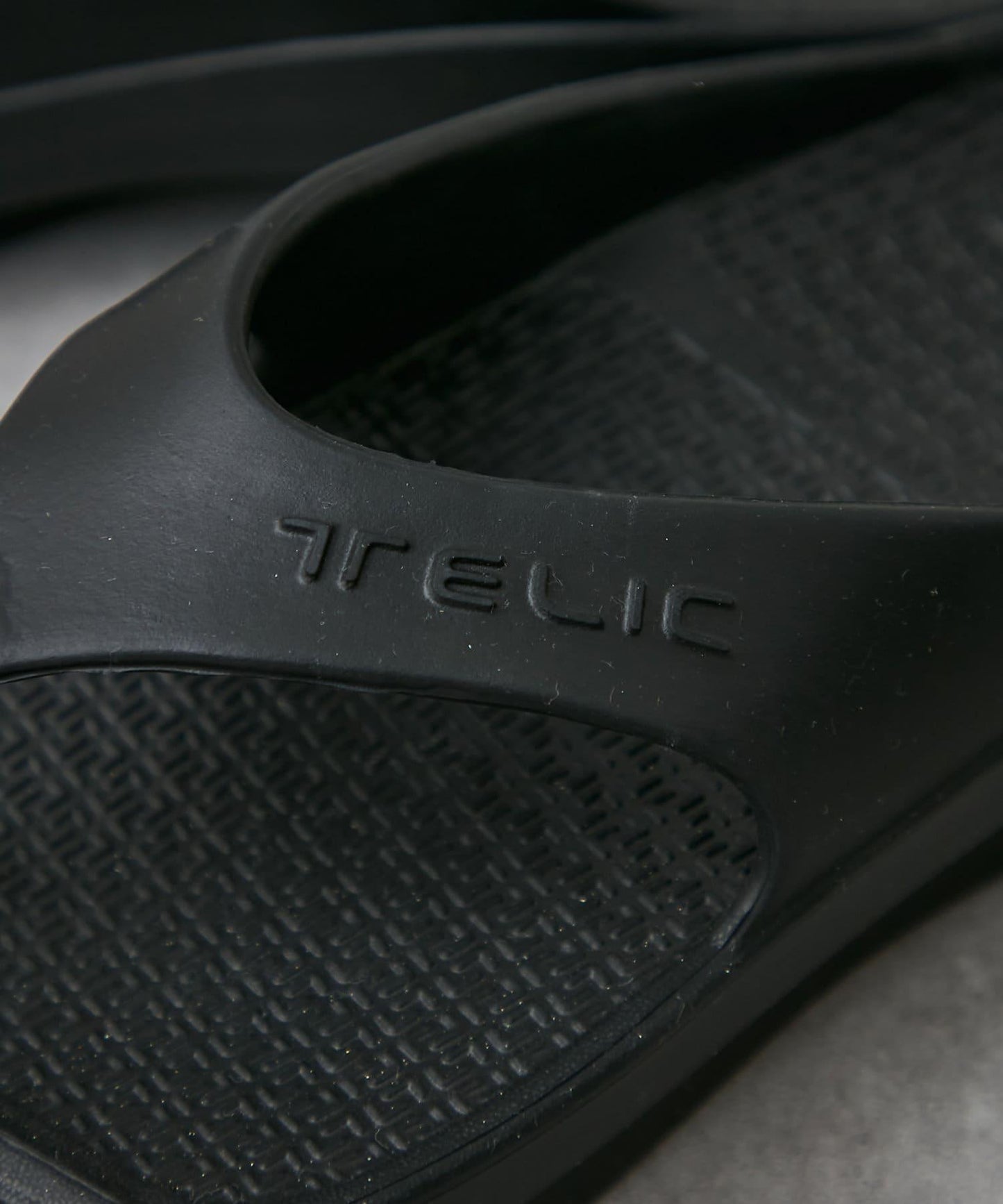 【TELIC】W-人字拖