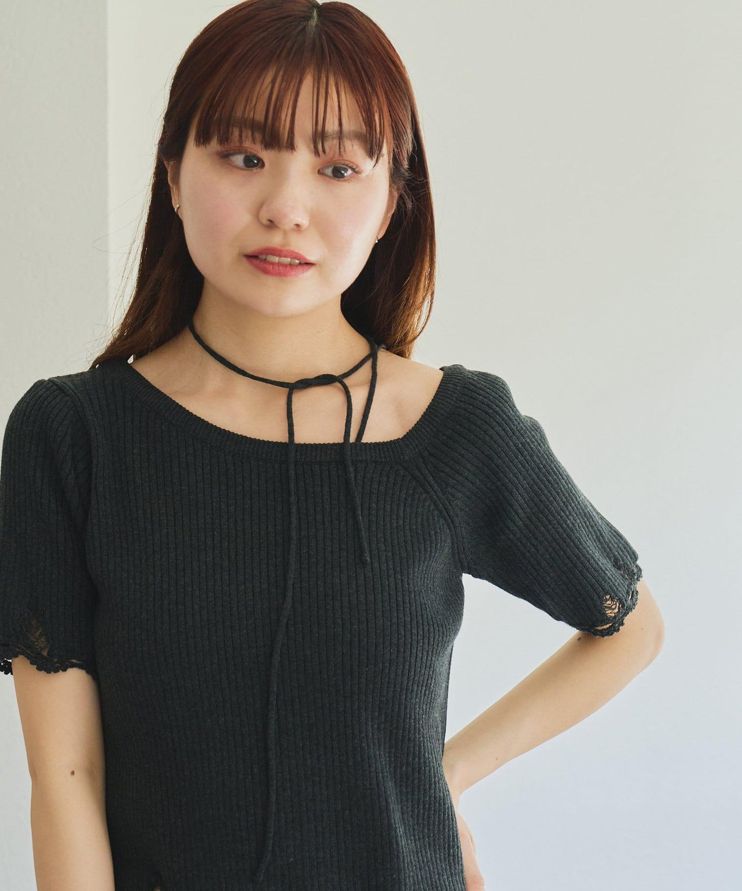 損傷鉤花半袖針織衫