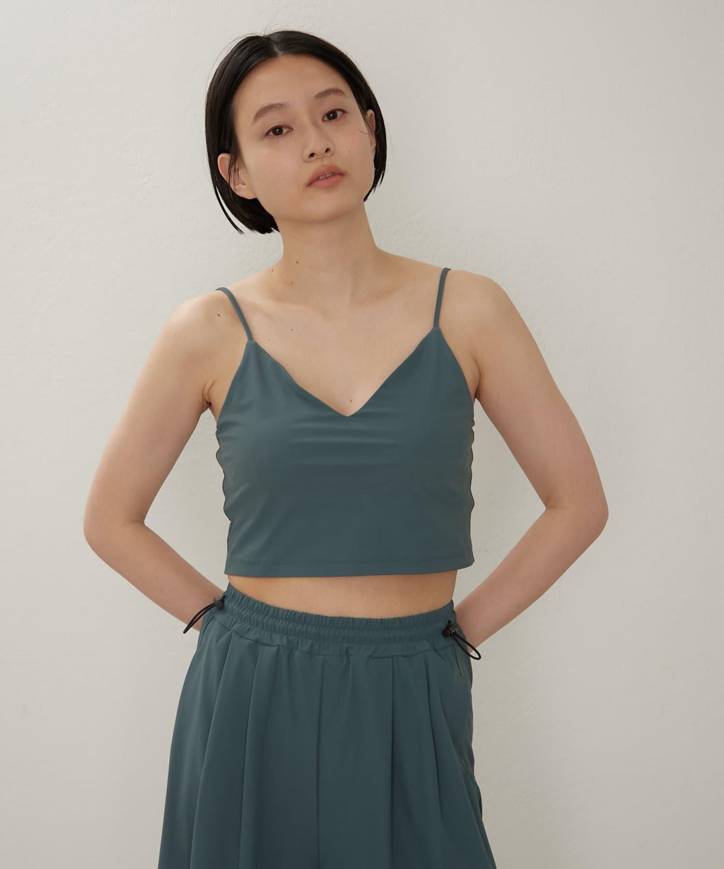 V領文胸上衣
