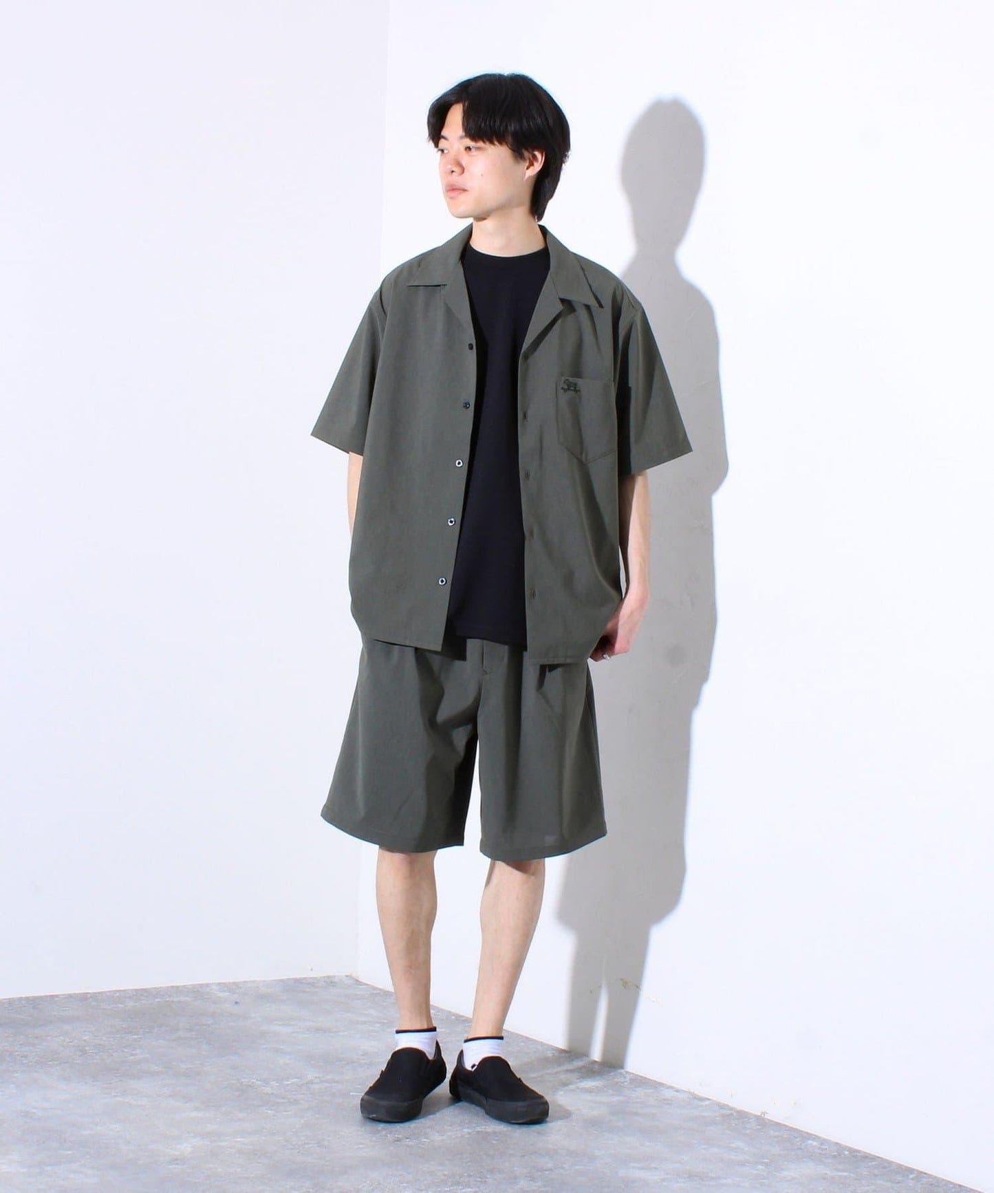 【GLOSTER】法國鬥牛犬刺繡 COOLMAX 開領襯衫