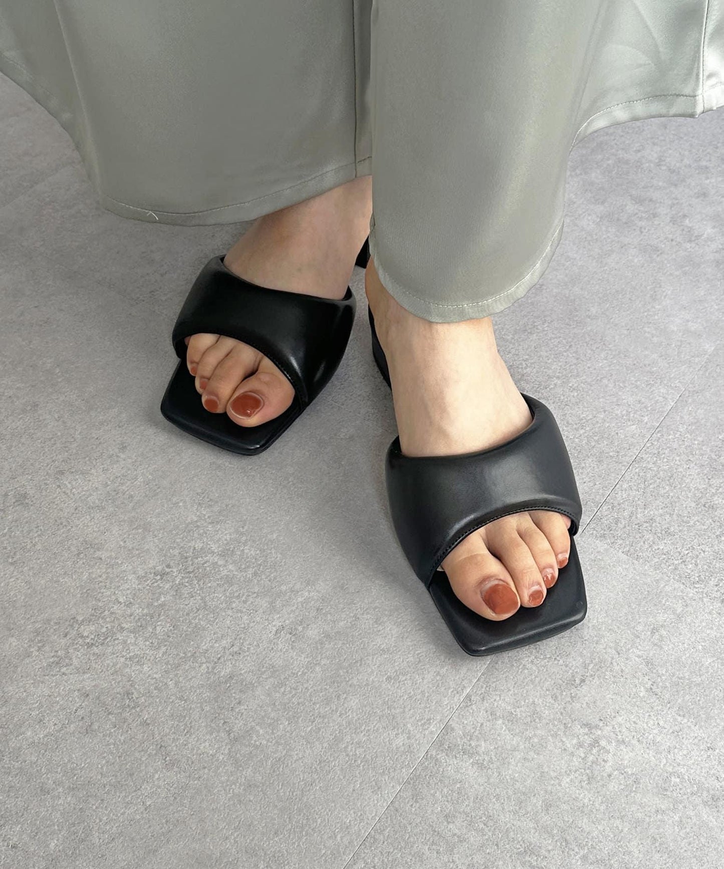 拖鞋