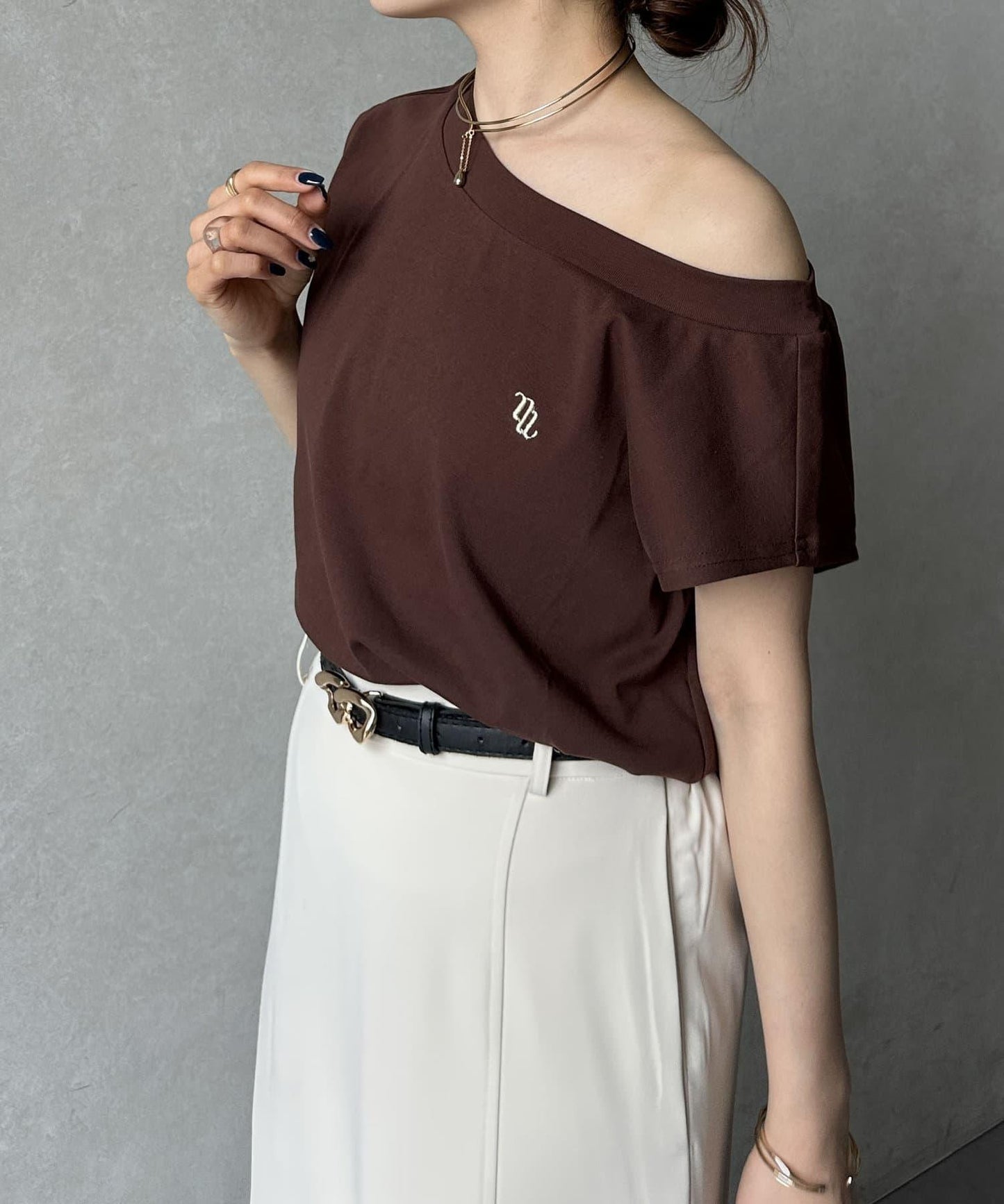 刺繡logo船領法式T恤