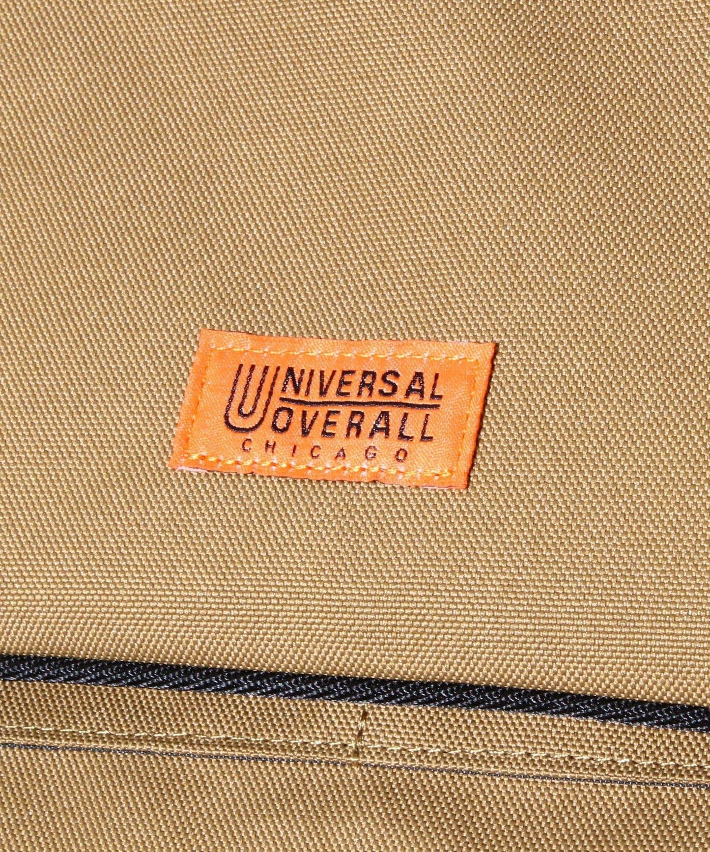 【UNIVERSAL OVERALL】VERTICALLY直立式翻蓋肩包