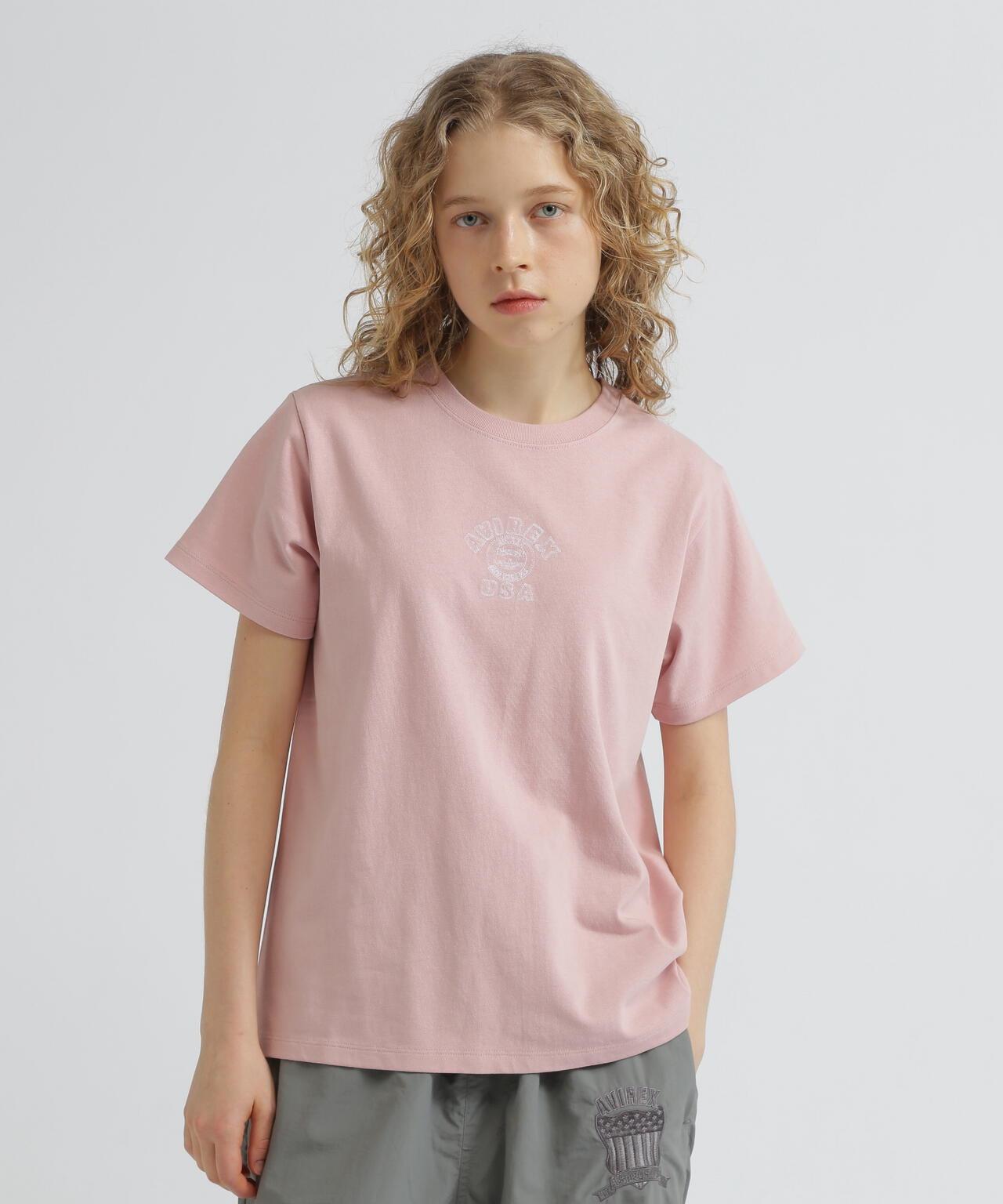 《&DEPOT限定》ONE POINT EMB T-SHIRT"VARSITY LOGO" / 單點刺繡 短袖T恤 街頭標誌