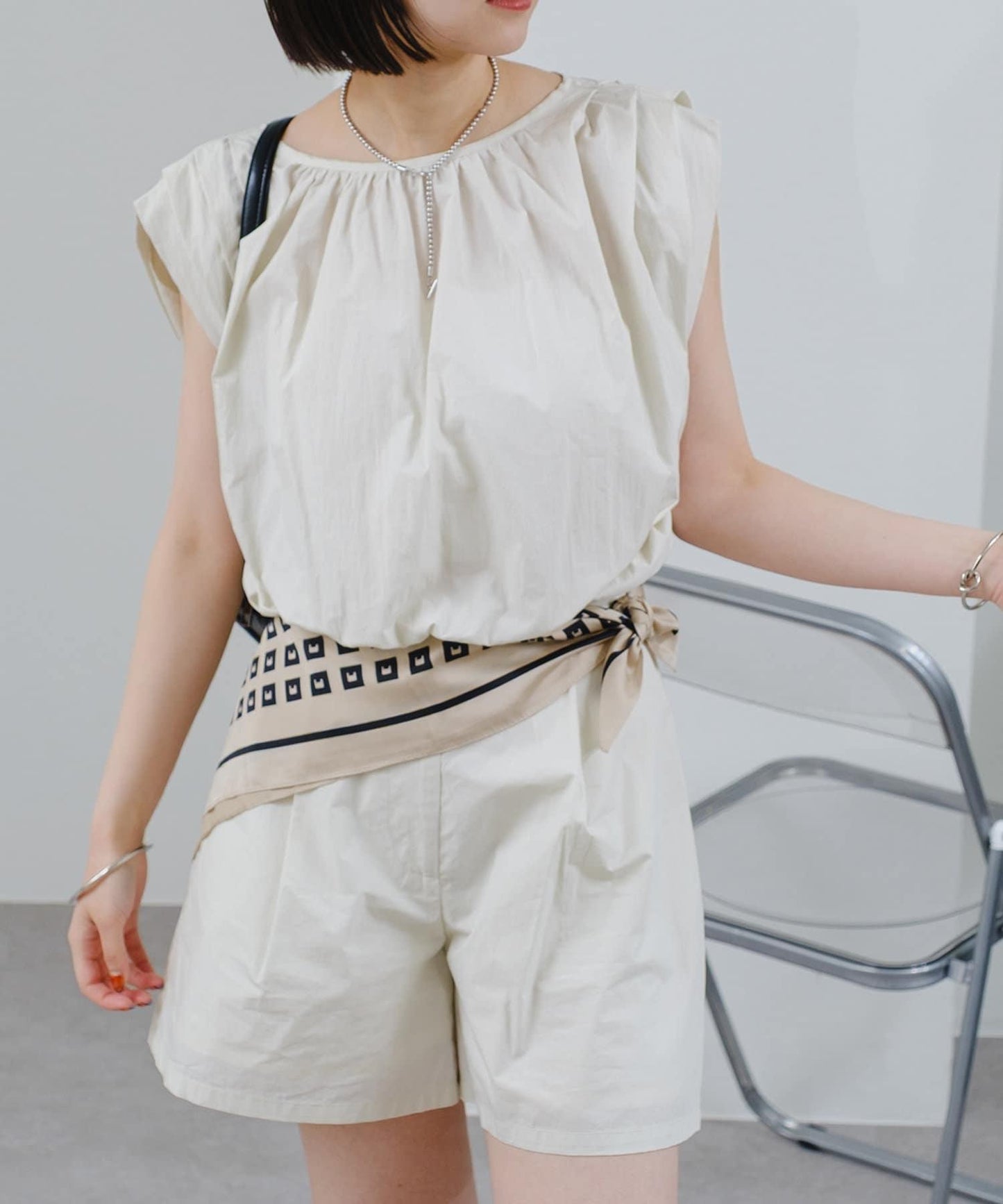 氣球袖無袖上衣