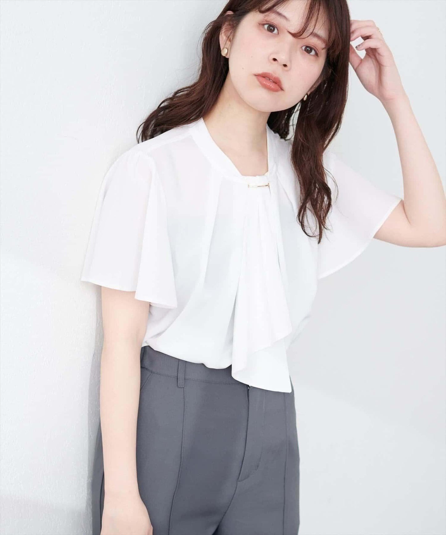 【限定】鑲金條領結襯衫