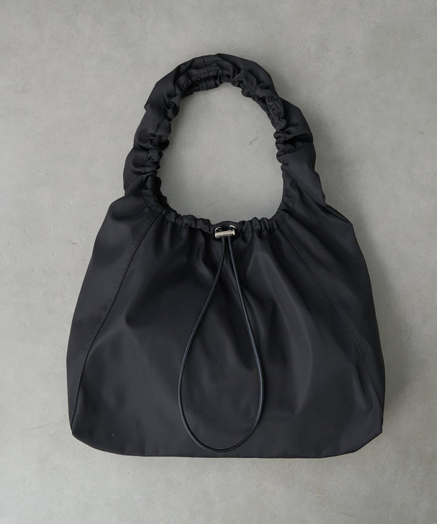 防水尼龍褶皺手提包