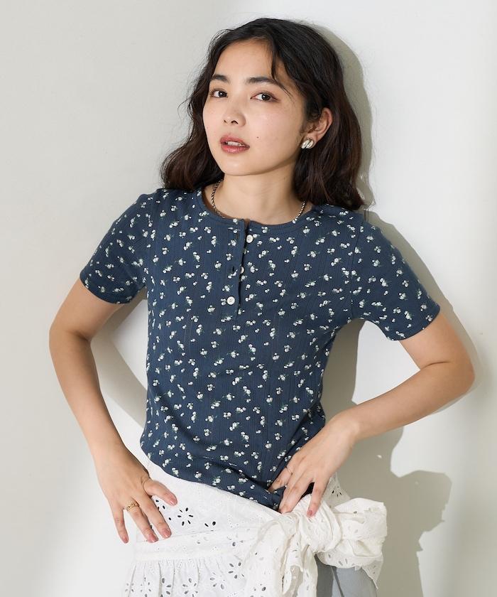 花紋針刺織物亨利T恤