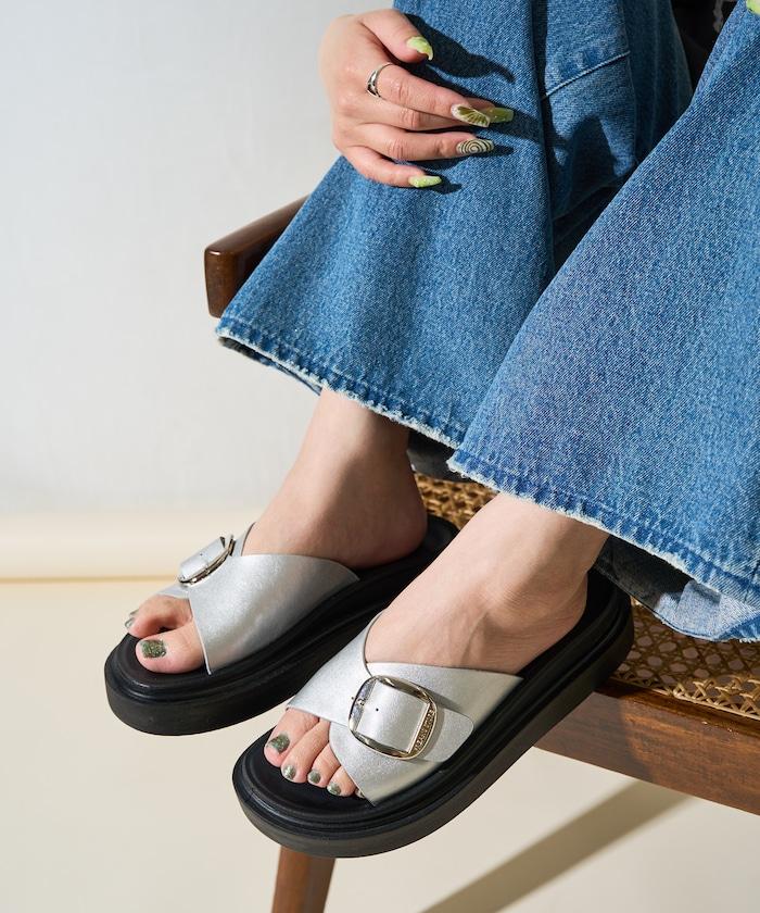厚底單帶涼鞋