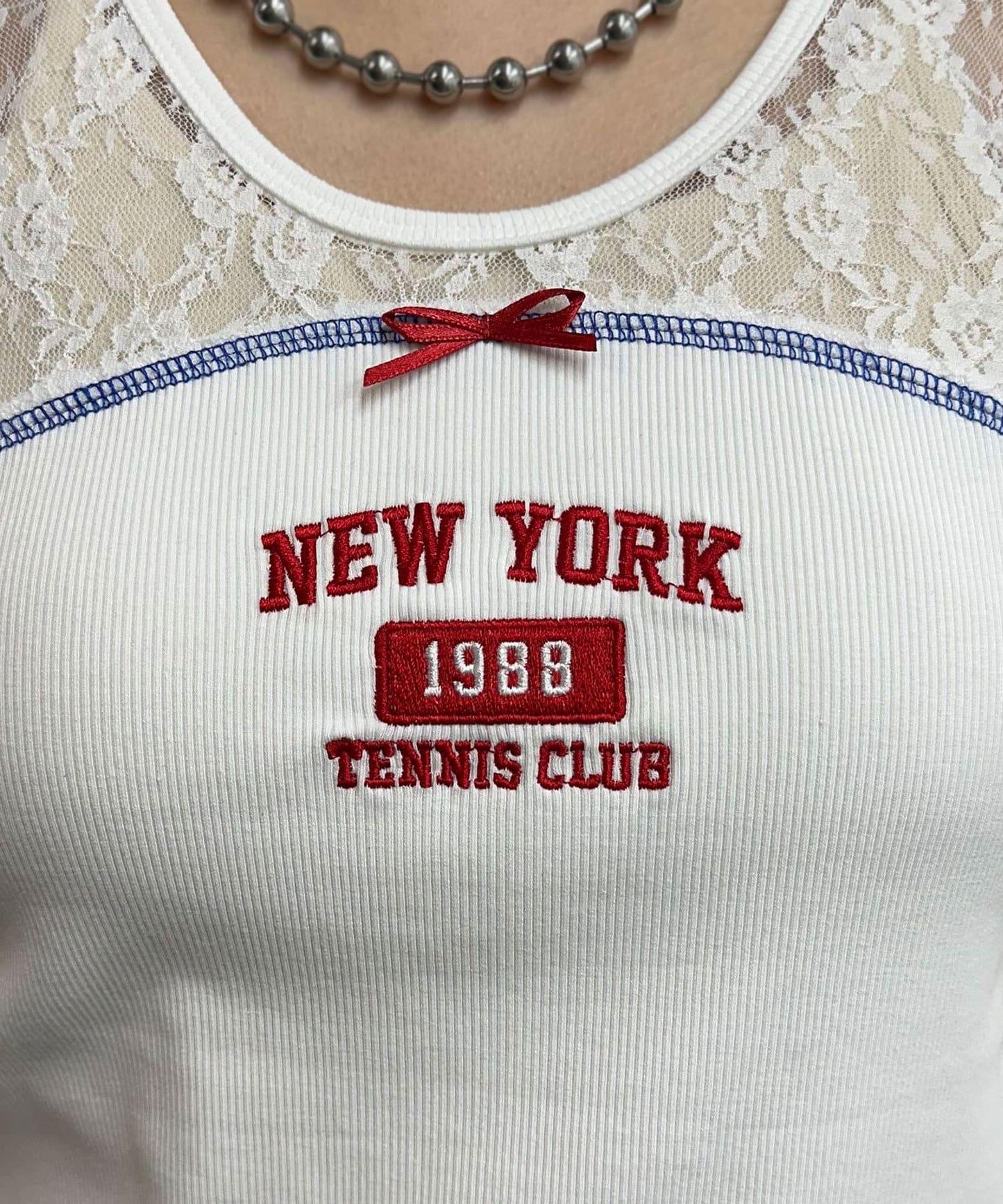 蕾絲拼接刺繡logo背心