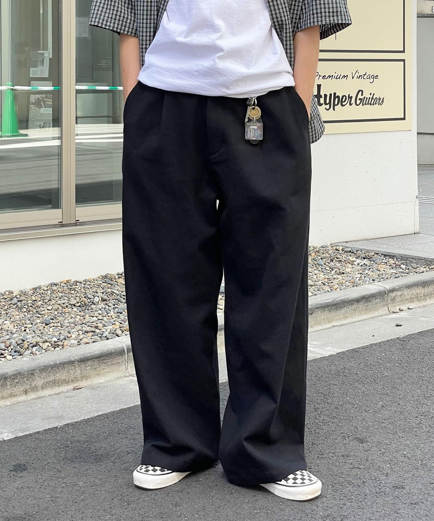 單褶寬鬆直筒褲