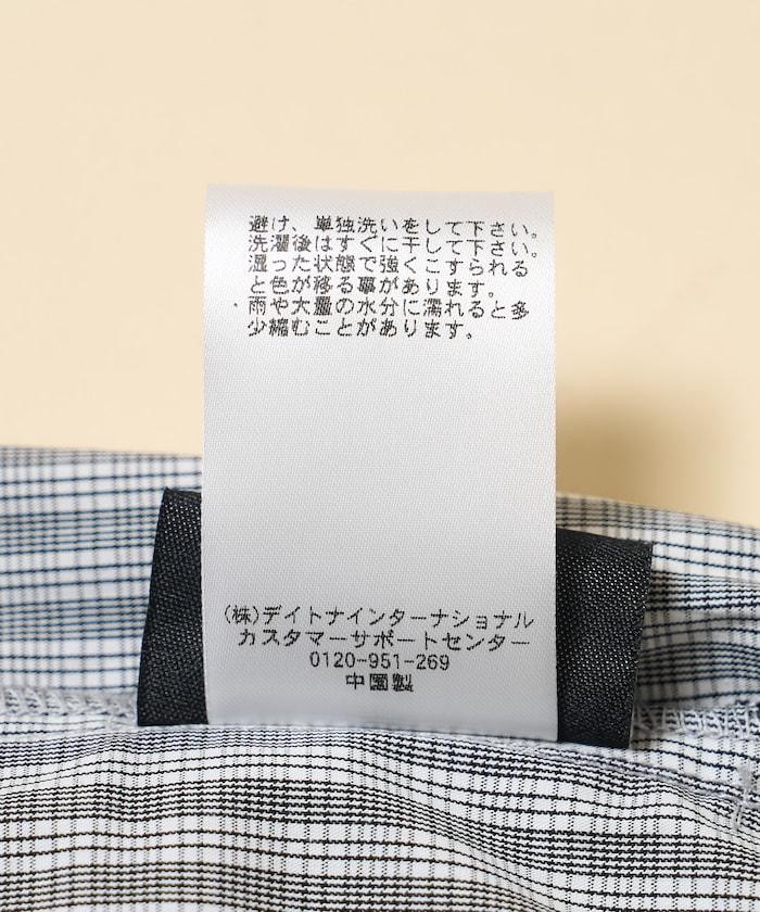帶有Logo字樣的舒適短褲