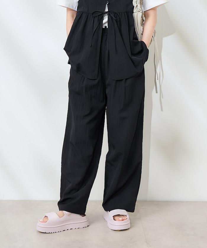 <接觸冷感> 帶蝴蝶結的吊帶背心套裝