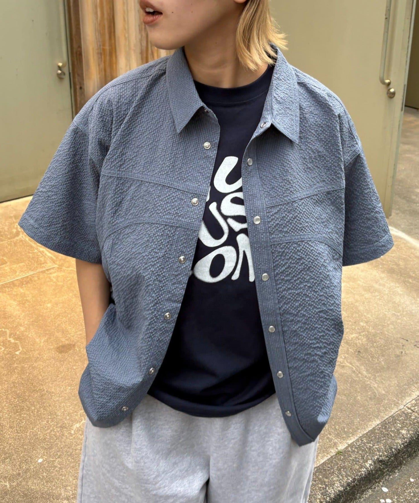 【男女通用】泡泡短袖純色襯衫
