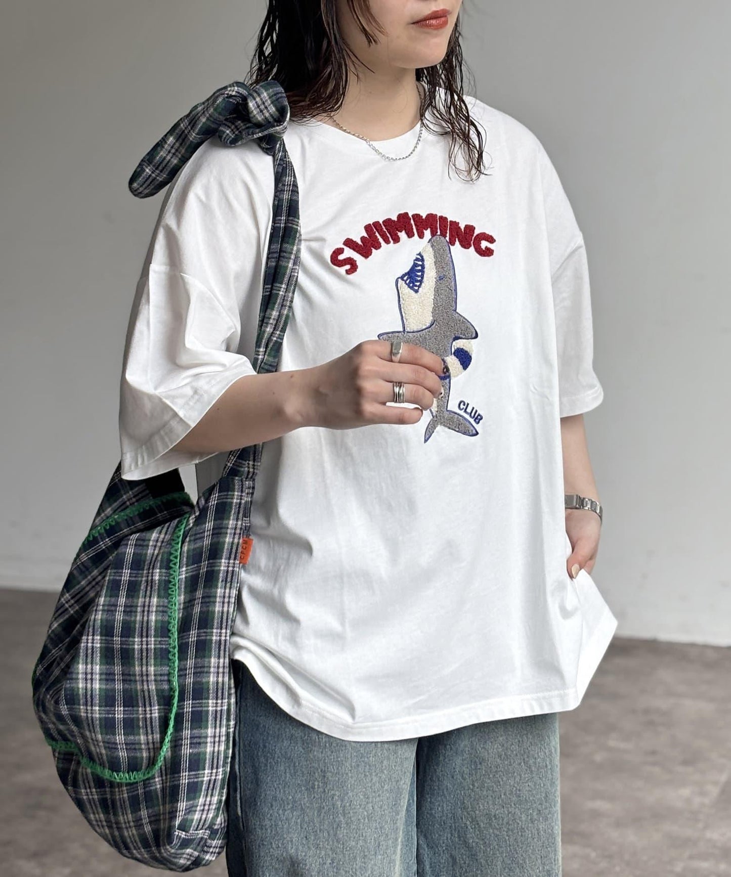 沙加拉刺繡T-shirt