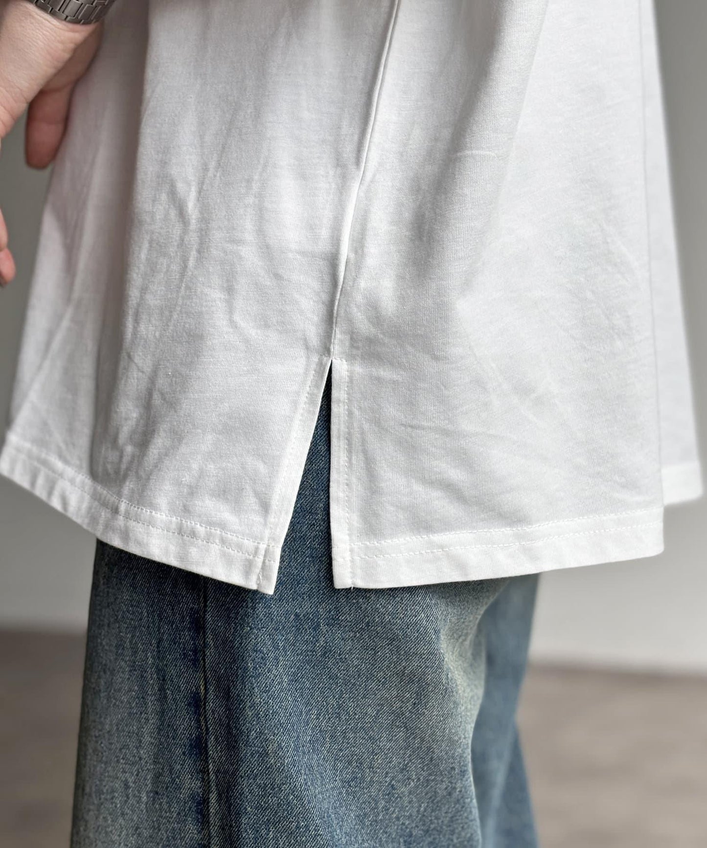 沙加拉刺繡T-shirt