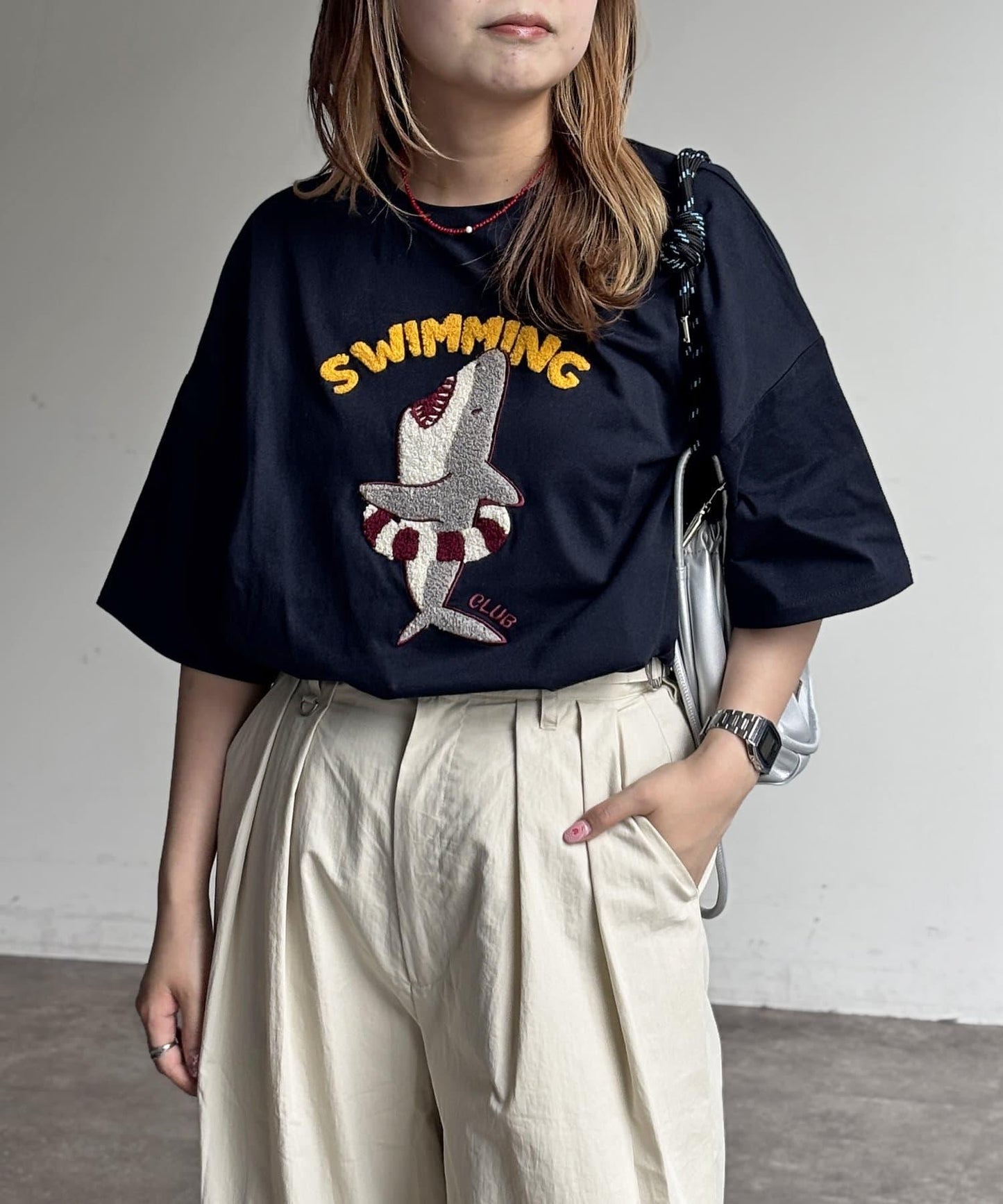 沙加拉刺繡T-shirt