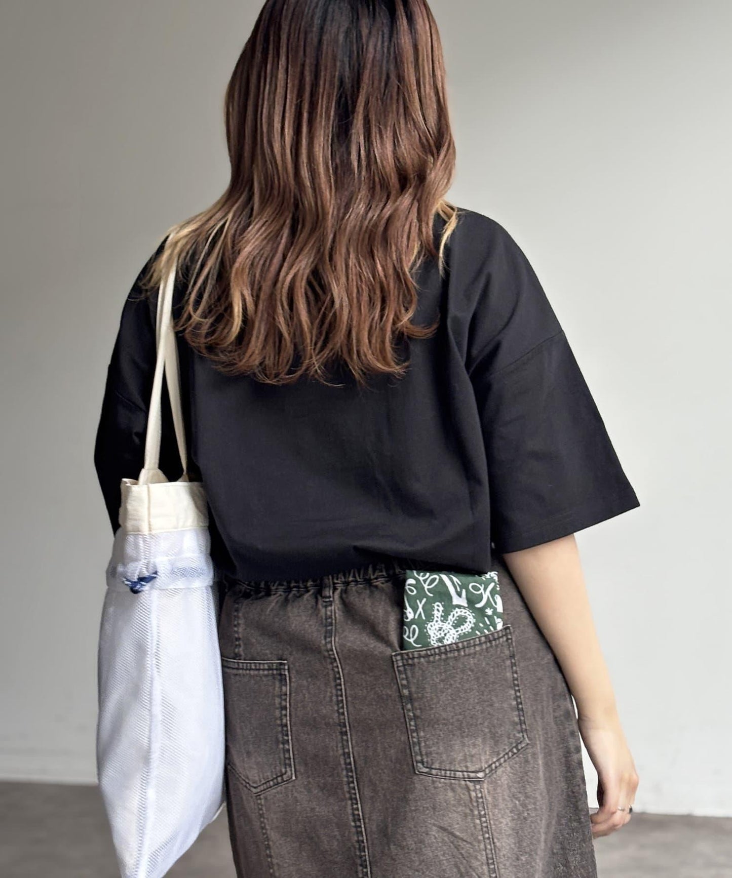 沙加拉刺繡T-shirt