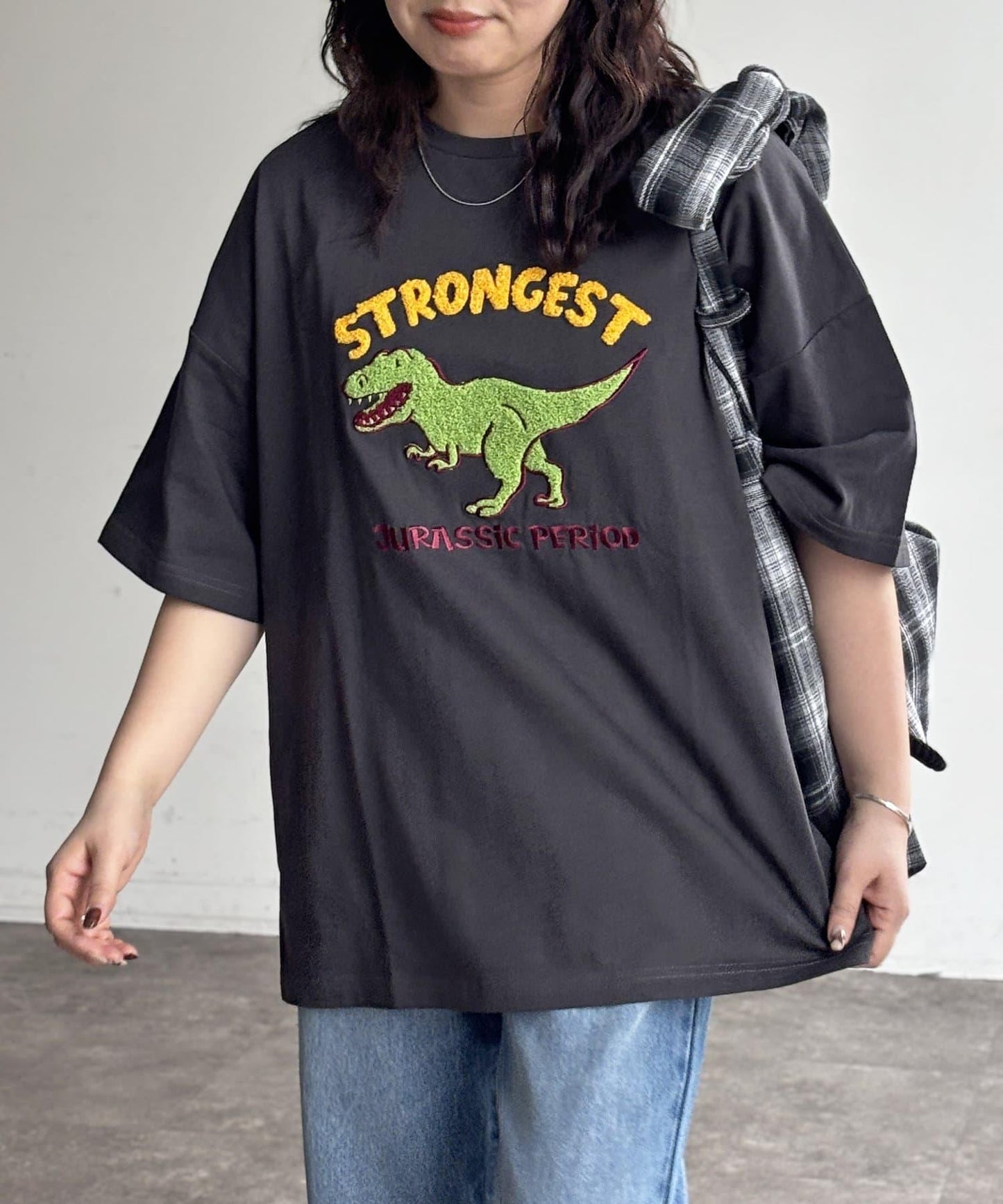 沙加拉刺繡T-shirt