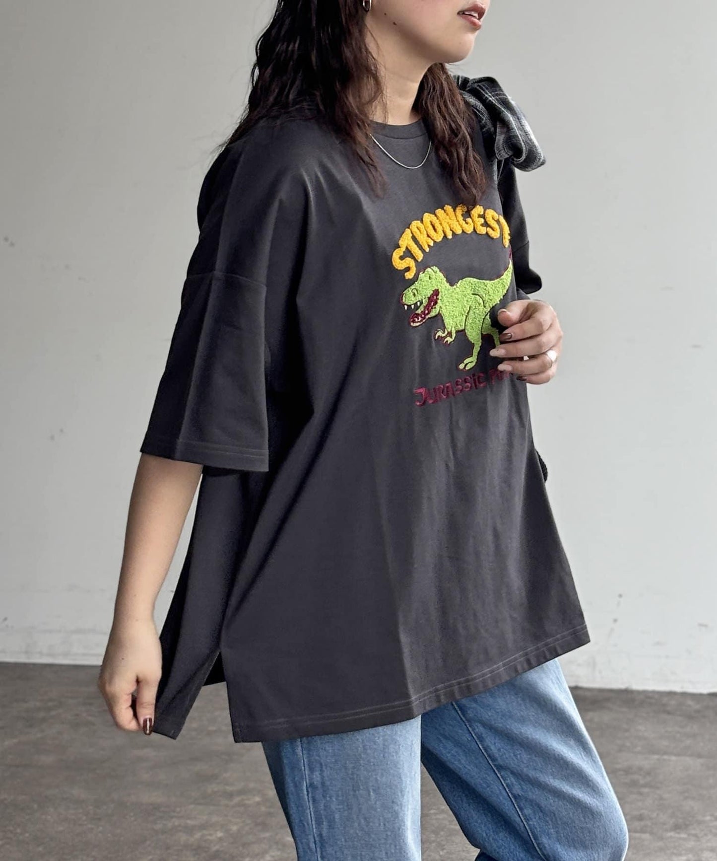 沙加拉刺繡T-shirt
