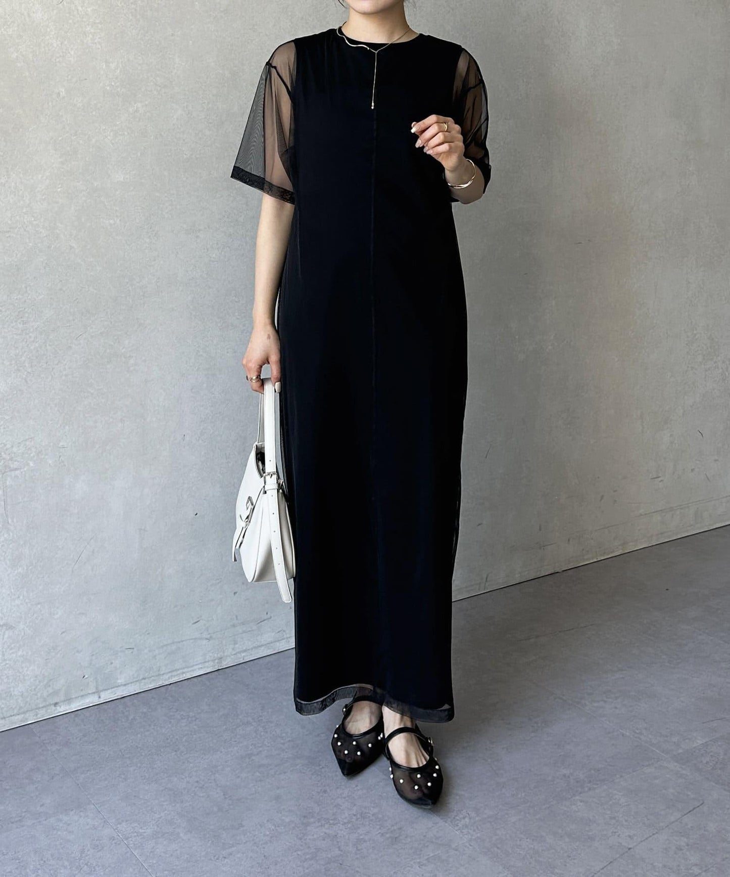 蕾絲疊層裁剪連衣裙