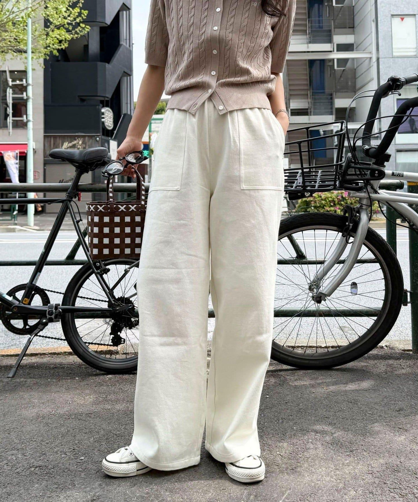 淺色牛仔貝克爾休閒褲