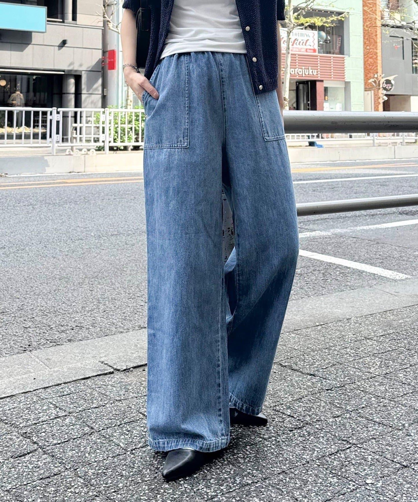 淺色牛仔貝克爾休閒褲