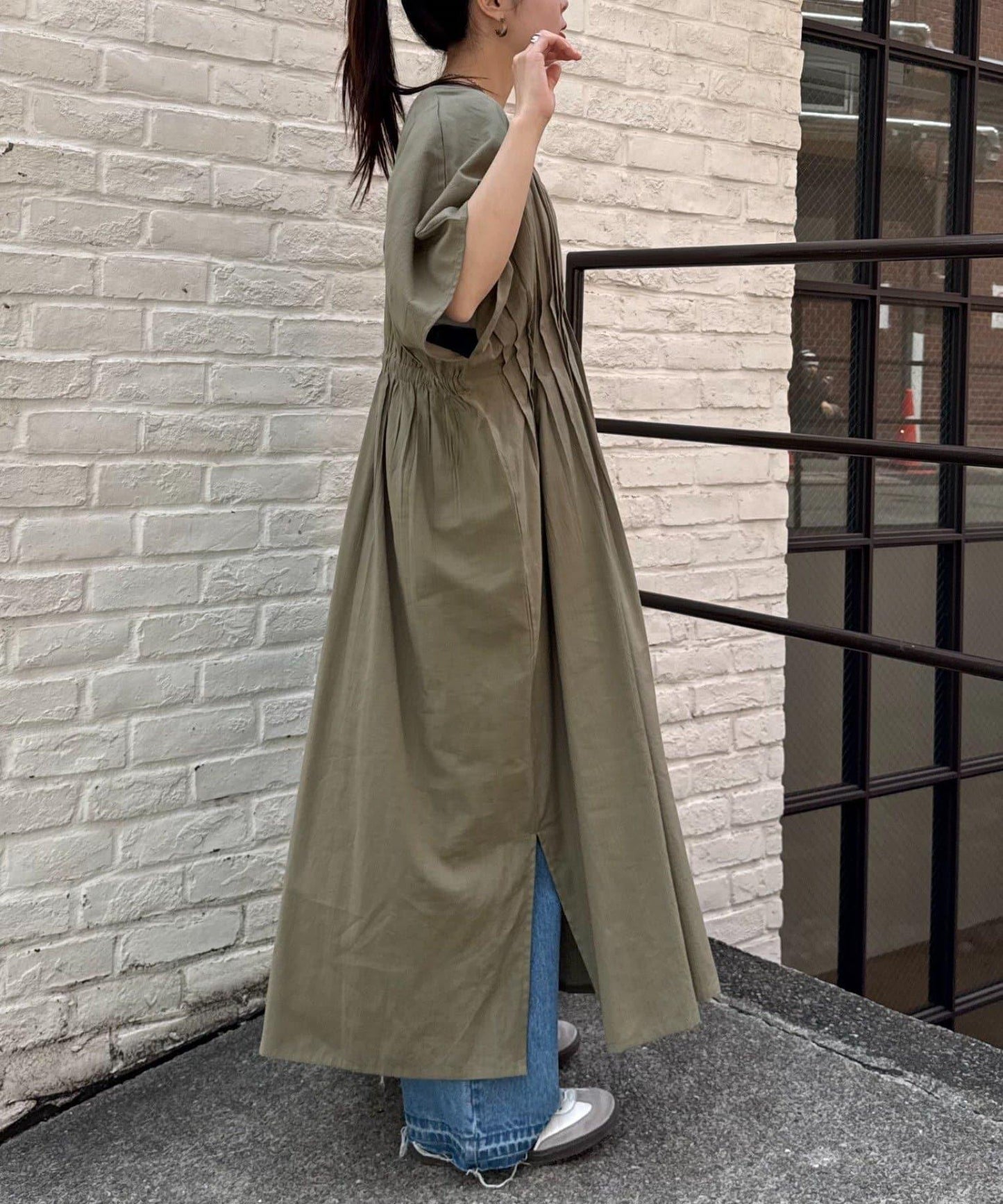 【印度】棉麻高腰折褶露肩連衣裙