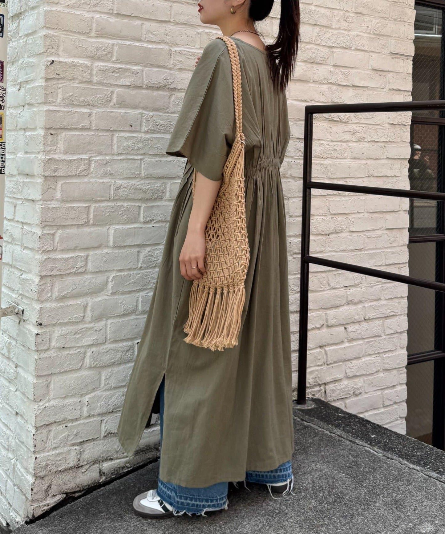 【印度】棉麻高腰折褶露肩連衣裙