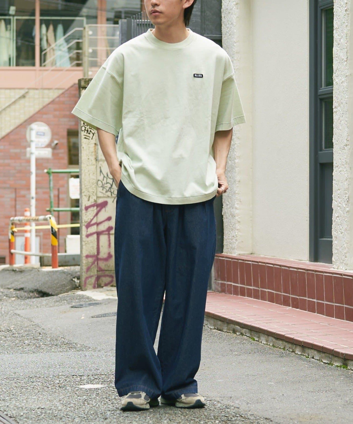【男女通用】超染色LOGO刺繡T恤