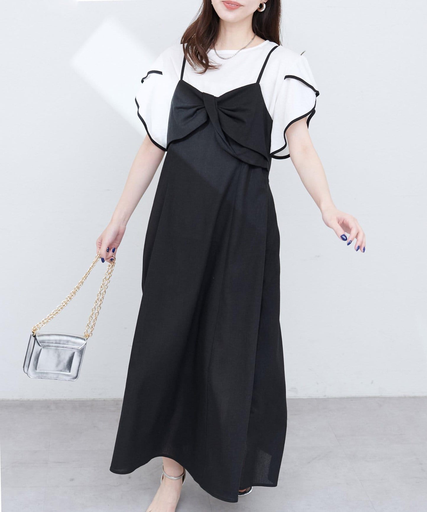 osono亞麻混紡扭曲吊帶連衣裙