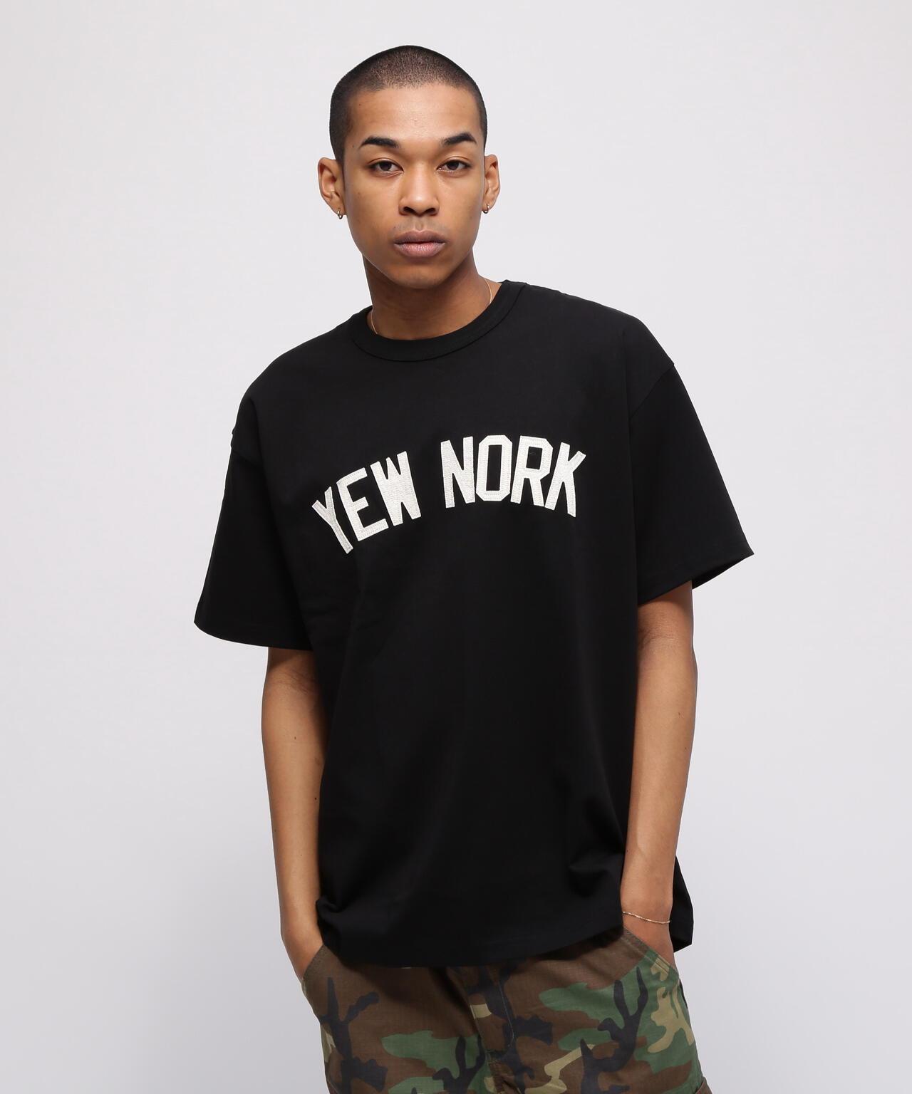 《AVIREX / EXPANSION》"YEWNORK" T恤