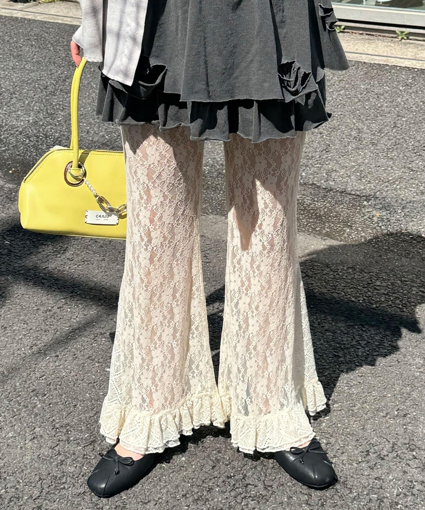 蕾絲荷葉邊疊層喇叭褲