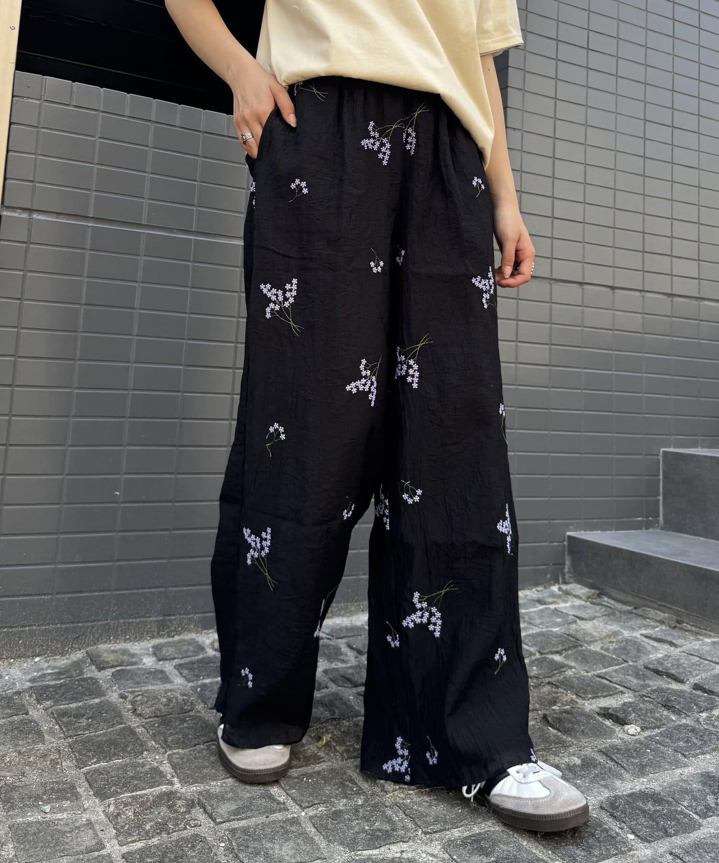 【柳樹】刺繡休閒褲