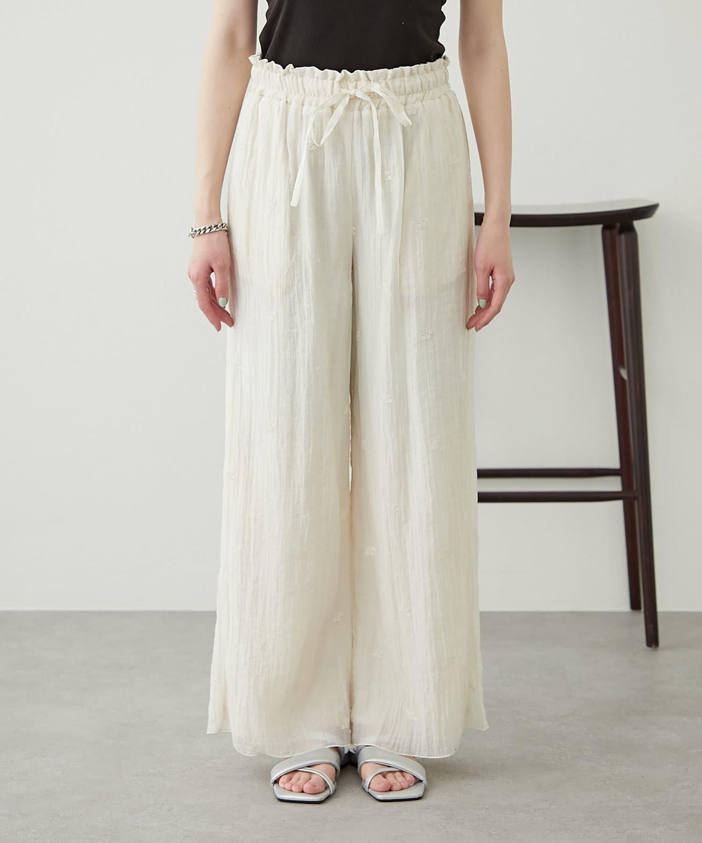 【柳樹】刺繡休閒褲