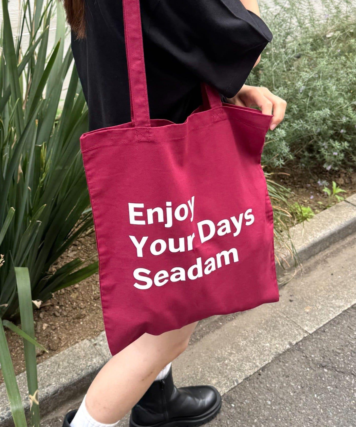 【SEADAM】〈男女通用〉信息印花手提包