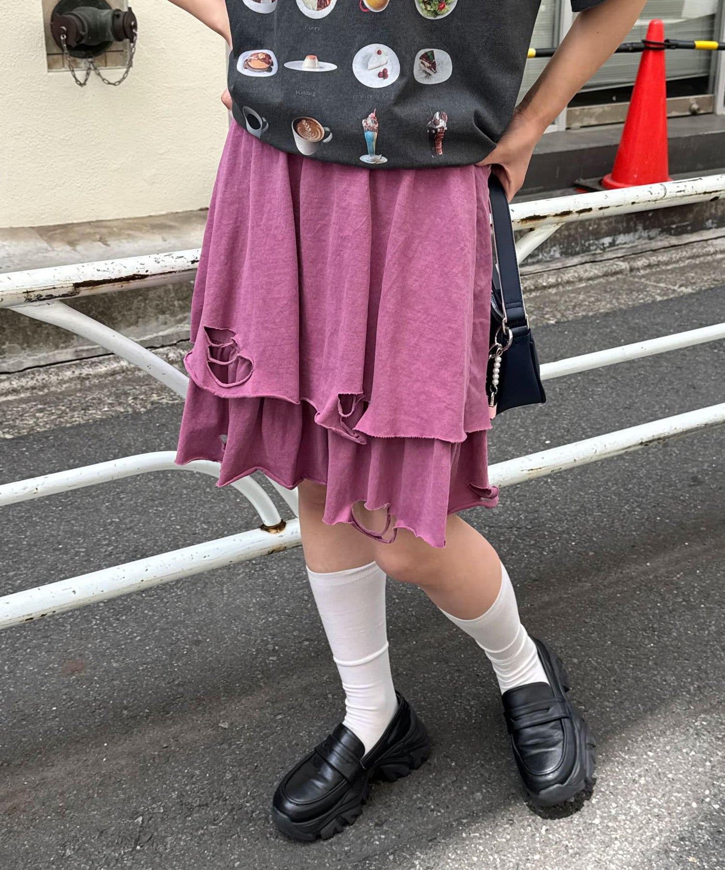 色素沉著損傷層疊迷你裙