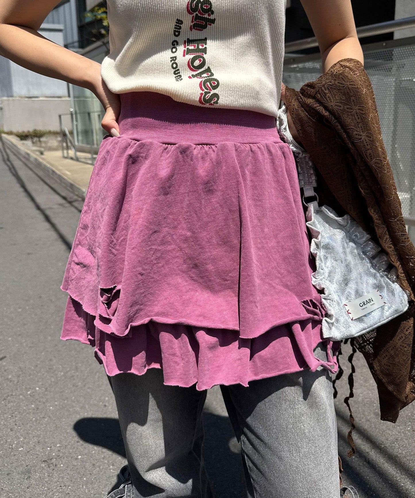 色素沉著損傷層疊迷你裙