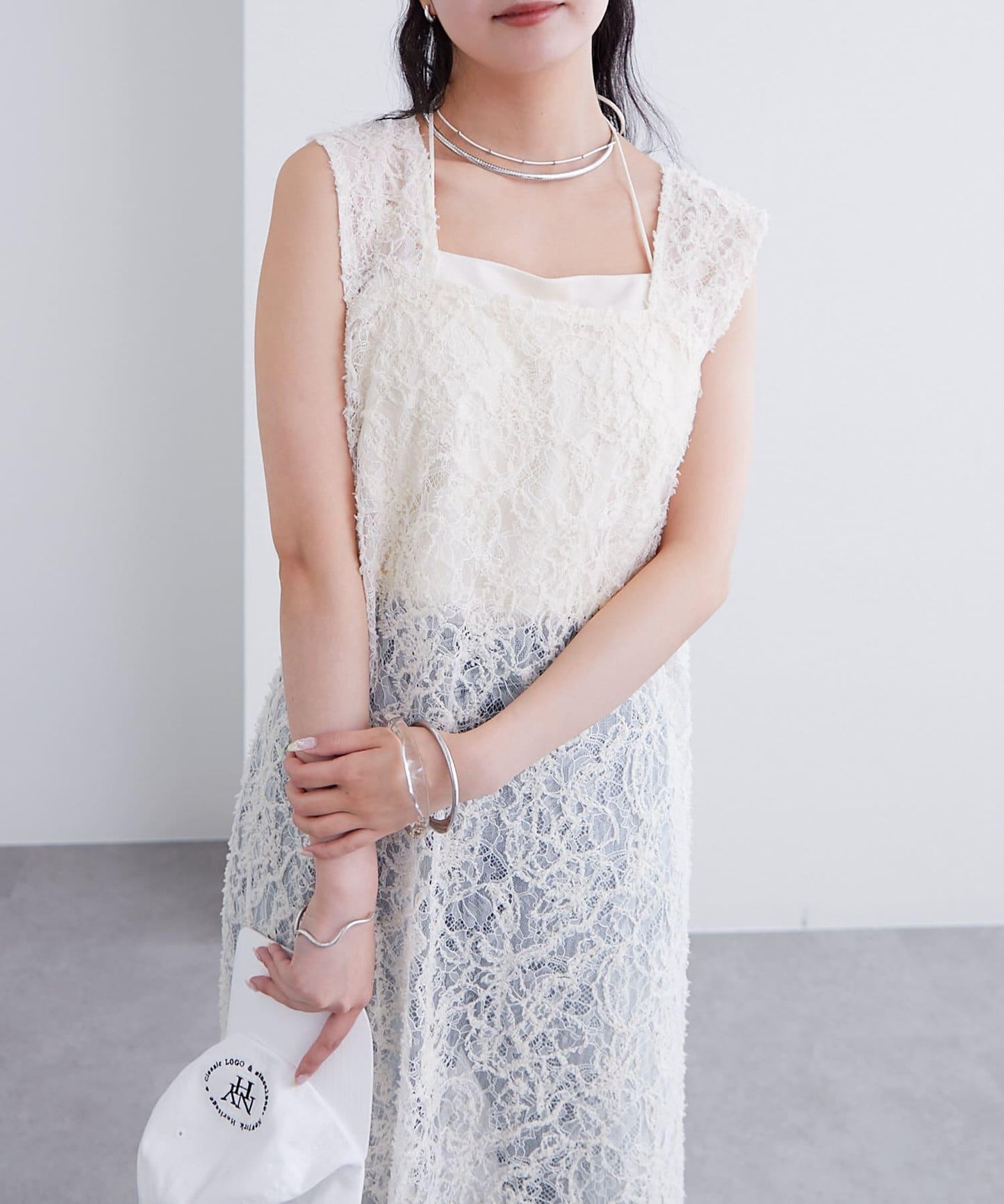 蕾絲連衣裙