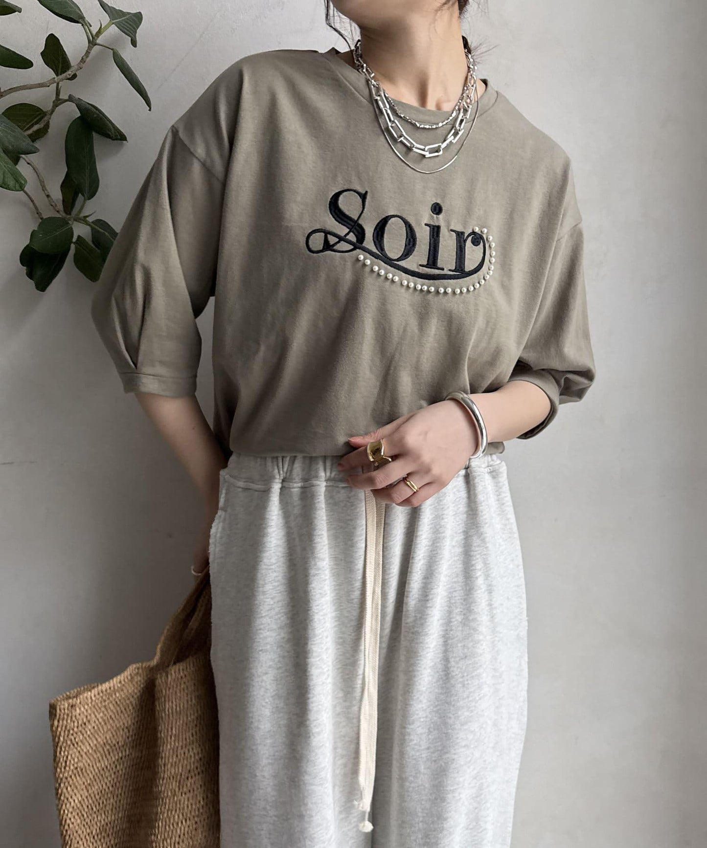 【限定】珍珠logo刺繡褶皺袖套頭衫