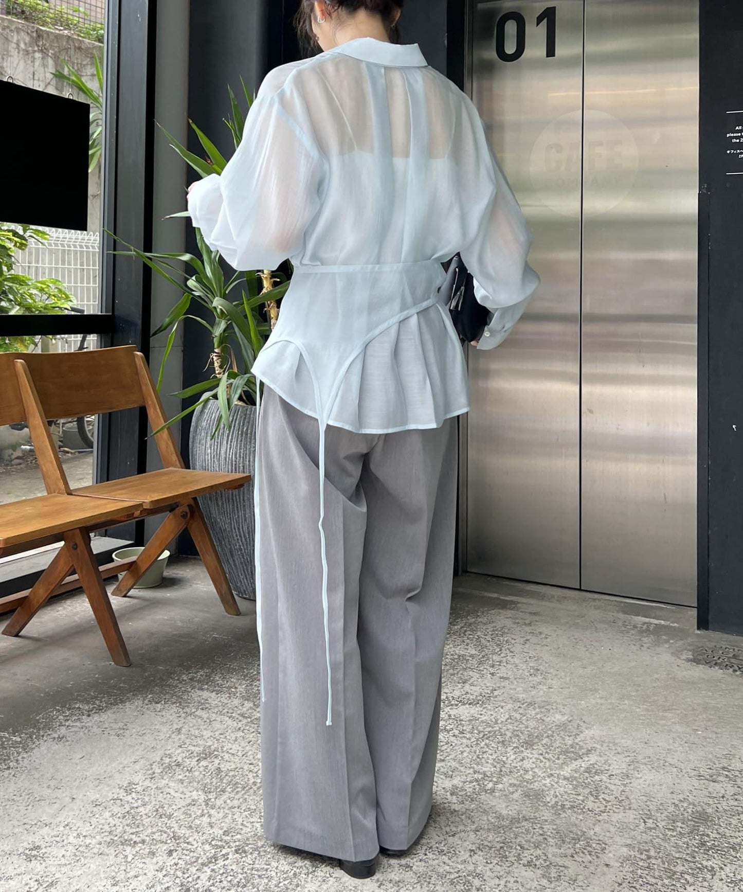 背心套裝透視襯衫